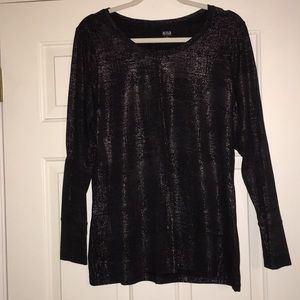 ana Long-Sleeve T-Shirt